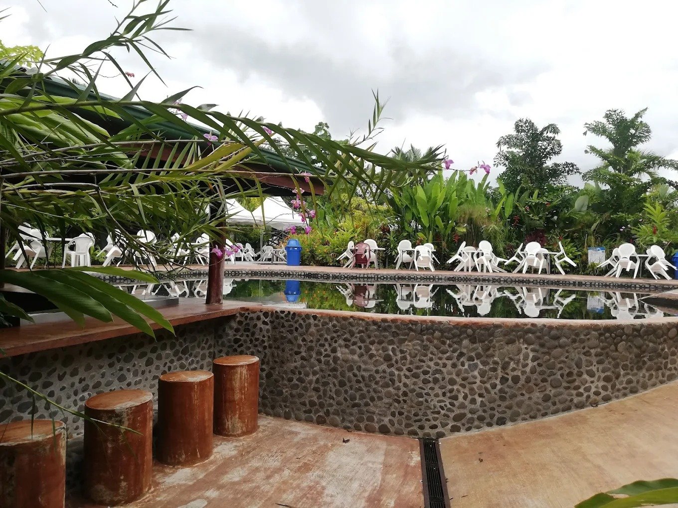 Kalambu Hot Springs Water Park — La Fortuna, San Carlos